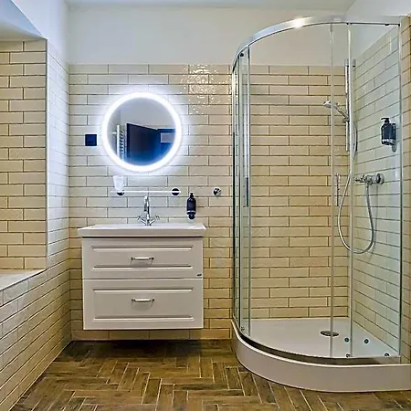 Hotel Wellness Smaragd Piest'any